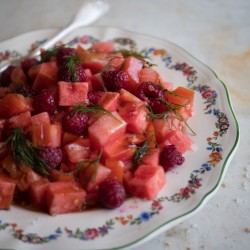 Salade tomate, pastèque, framboise